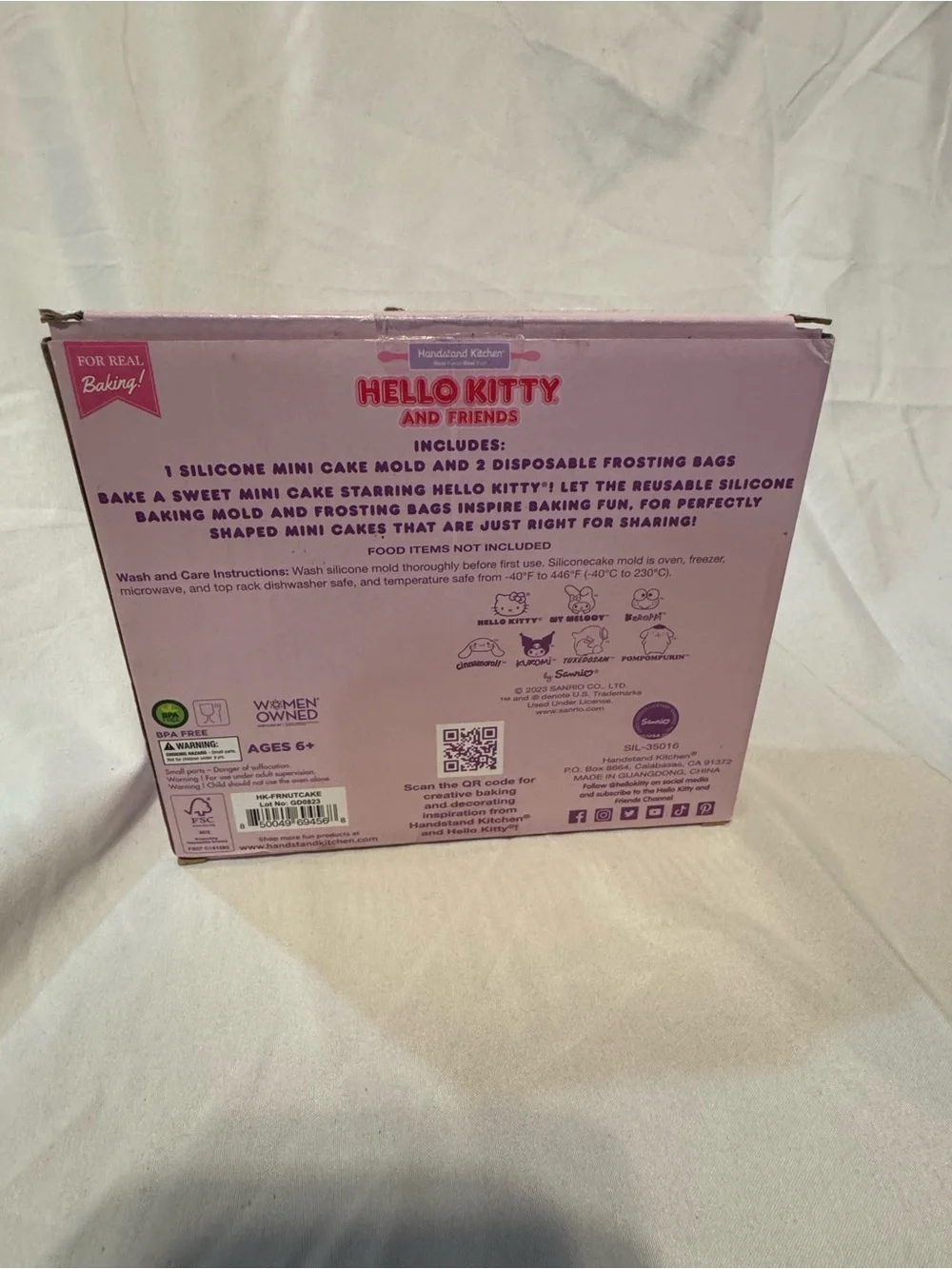 Hello Kitty Pink Donut Shoppe Cake Mold Set